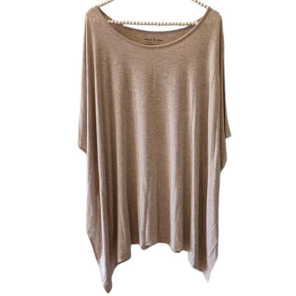Oversized Tan Poncho Style Top from Anna & Ava. OS - Picture 1 of 7
